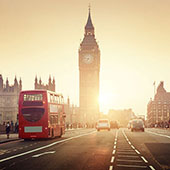 Прямые поставки брендовой одежды из Европы в Москве и Московской области