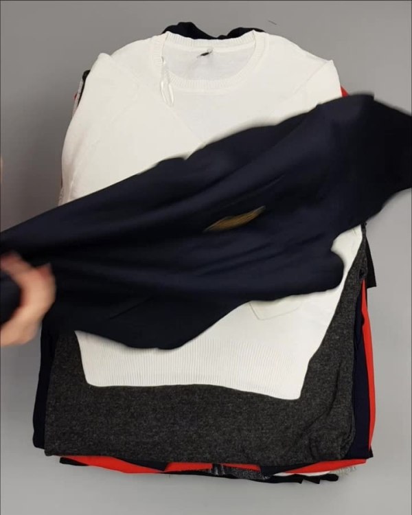 Фотография  339 - STRADIVARIUS Winter mix#15 кг, ЛОТ №2256 оптом в Москве и Московской области