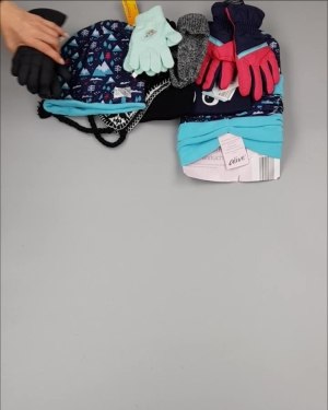 Фотография  376 - Шапки, шарфы, перчатки детские СТОК#3 кг, ЛОТ №2452 оптом в Москве и Московской области