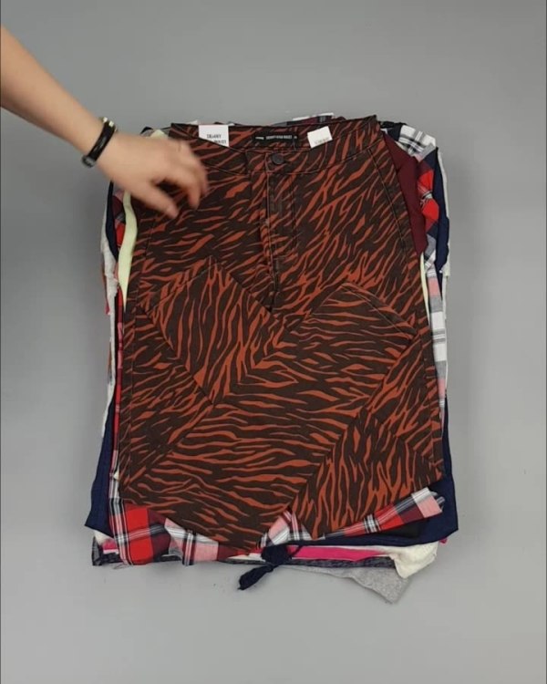 Фотография  928 - LPP Spring mix#20 кг, ЛОТ №3728 оптом в Москве и Московской области