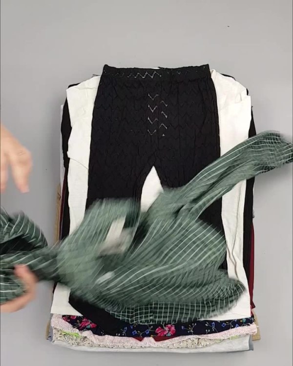 Фотография  328 - MILL STUDIO Summer mix#15 кг, ЛОТ №3799 оптом в Москве и Московской области