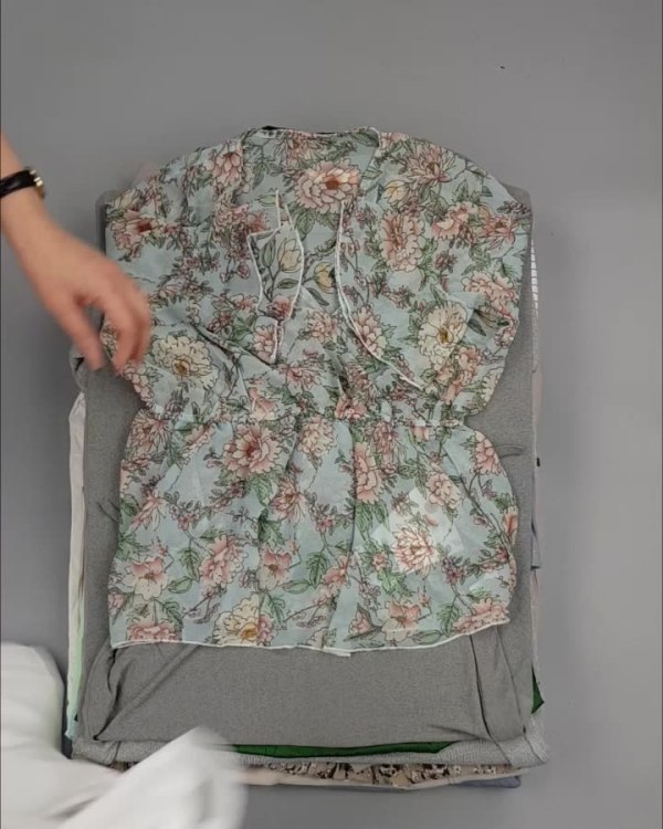 Фотография  610 - MILL STUDIO Summer mix#15 кг, ЛОТ №3800 оптом в Москве и Московской области