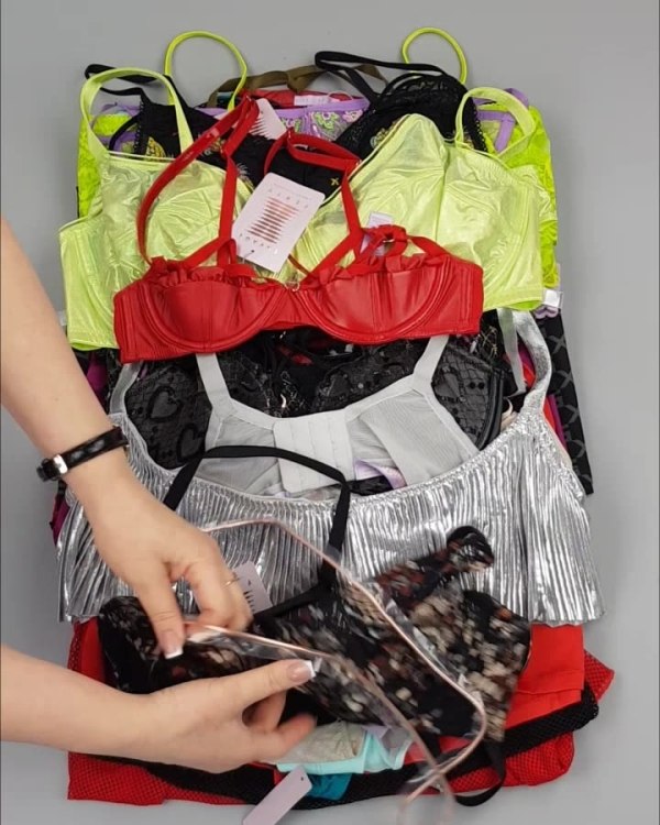 Фотография  950 - Нижнее белье Savage#50 шт, ЛОТ №4036 оптом в Москве и Московской области