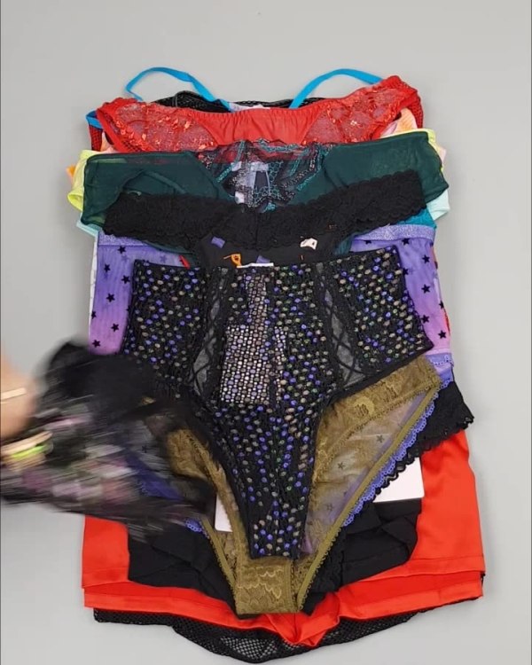 Фотография  852 - Нижнее белье Savage#50 шт, ЛОТ №4037 оптом в Москве и Московской области