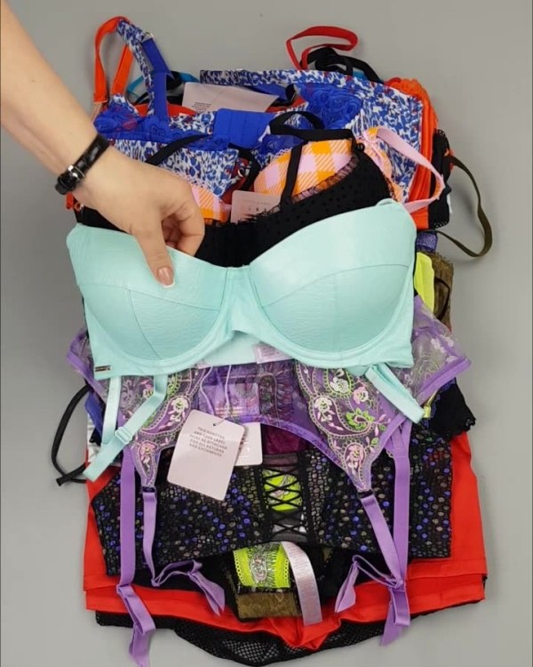 Фотография  812 - Нижнее белье Savage#50 шт, ЛОТ №4037 оптом в Москве и Московской области