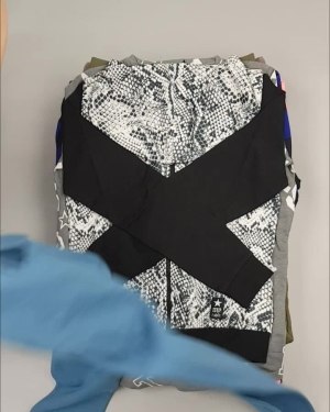 Фотография  516 - CIRCUS mix #13 кг, ЛОТ №4257 оптом в Москве и Московской области