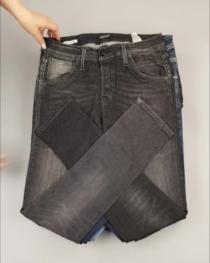 Фотография  860 - Джинсы Италия#20 шт, ЛОТ №4301 оптом в Москве и Московской области