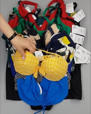 Фотография  319 - Купальники Chantelle#30 шт, ЛОТ №4410 оптом в Москве и Московской области