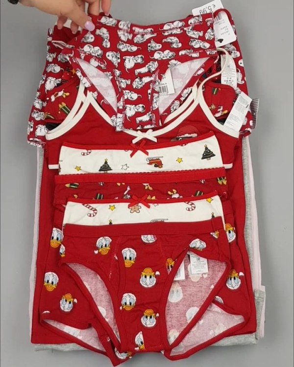 Фотография  956 - Нижнее белье CALZEDONIA дети#40 шт, ЛОТ №4444 оптом в Москве и Московской области