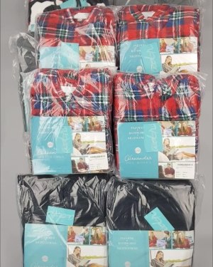 Фотография  256 - Халаты, комбинезоны (семейный) СТОК CAN#10 кг, ЛОТ №4452 оптом в Москве и Московской области