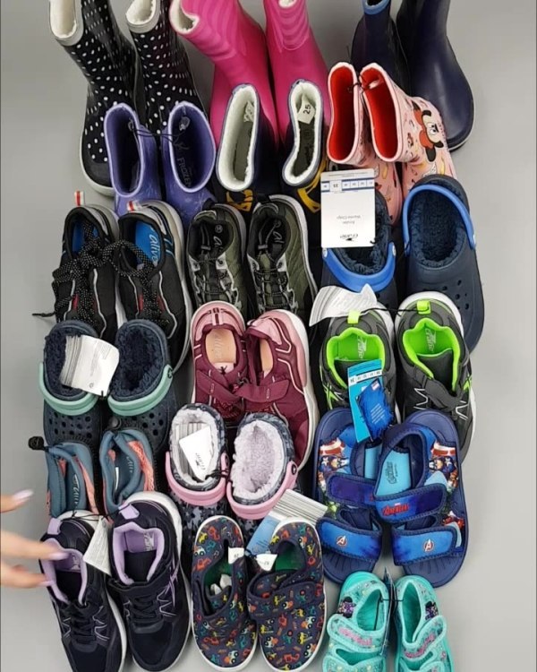 Фотография  933 - Обувь ALDI дети лето#10 кг, ЛОТ №4457 оптом в Москве и Московской области