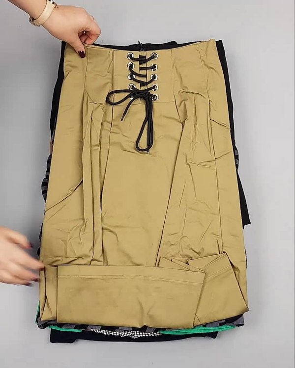 Фотография  458 - Юбки Корея#20 шт, ЛОТ №5061 оптом в Москве и Московской области