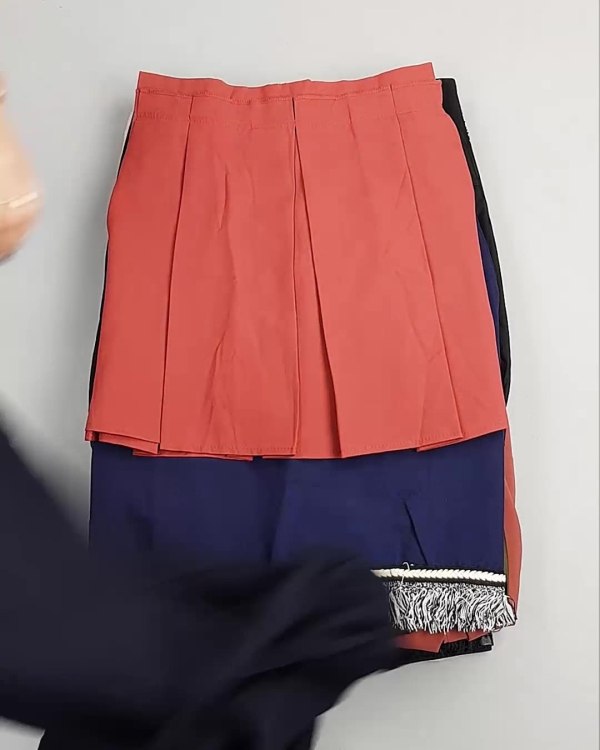 Фотография  210 - Юбки Корея#20 шт, ЛОТ №5062 оптом в Москве и Московской области