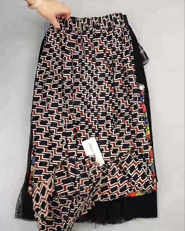 Фотография  697 - Юбки Корея#20 шт, ЛОТ №5063 оптом в Москве и Московской области