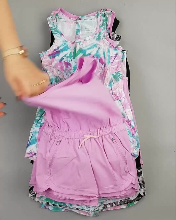 Фотография  264 - Комбинезоны детские CAN#5 кг, ЛОТ №5577 оптом в Москве и Московской области