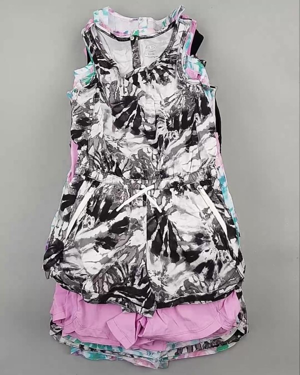 Фотография  388 - Комбинезоны детские CAN#5 кг, ЛОТ №5577 оптом в Москве и Московской области