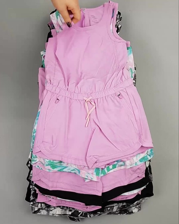 Фотография  646 - Комбинезоны детские CAN#6 кг, ЛОТ №5578 оптом в Москве и Московской области