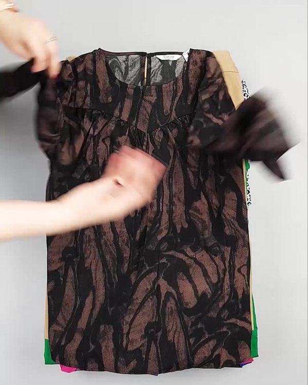 Фотография  748 - DK, Bestseller + Summer mix#15 кг, ЛОТ №5626 оптом в Москве и Московской области