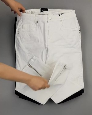 Фотография  420 - Джинсы DK Company 022024#10 кг, ЛОТ №5947 оптом в Москве и Московской области