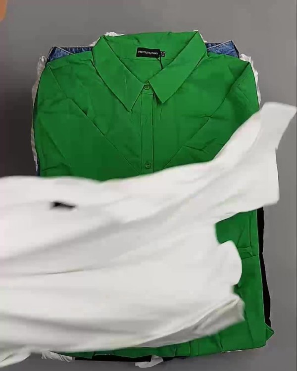 Фотография  814 - Англия СТОК лето#15 кг, ЛОТ №6003 оптом в Москве и Московской области