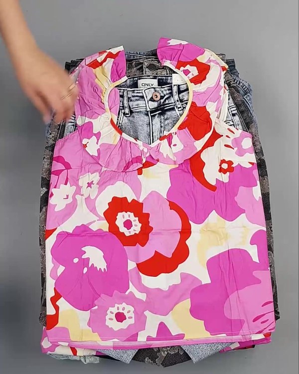 Фотография  149 - BESTSELLER WOMEN Summer mix#15 кг, ЛОТ №6020 оптом в Москве и Московской области