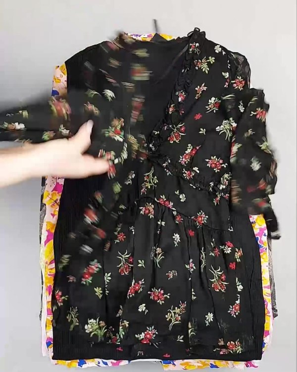 Фотография  748 - BESTSELLER WOMEN Summer mix#15 кг, ЛОТ №6020 оптом в Москве и Московской области