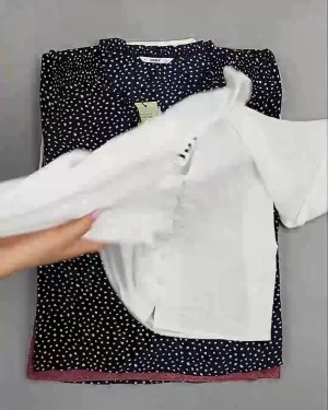 Фотография  695 - Блузки Bestseller 44#5 кг, ЛОТ №6082 оптом в Москве и Московской области