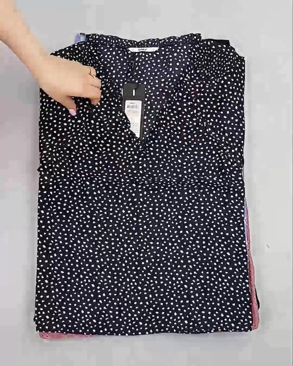 Фотография  316 - Блузки Bestseller 44#5 кг, ЛОТ №6084 оптом в Москве и Московской области