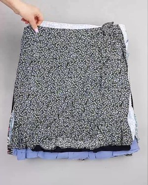 Фотография  590 - Юбки Bestseller 44#5 кг, ЛОТ №6121 оптом в Москве и Московской области