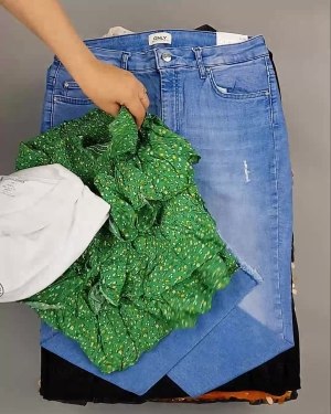 Фотография  919 - DK, Bestseller Summer mix#50 кг, ЛОТ №6186 оптом в Москве и Московской области