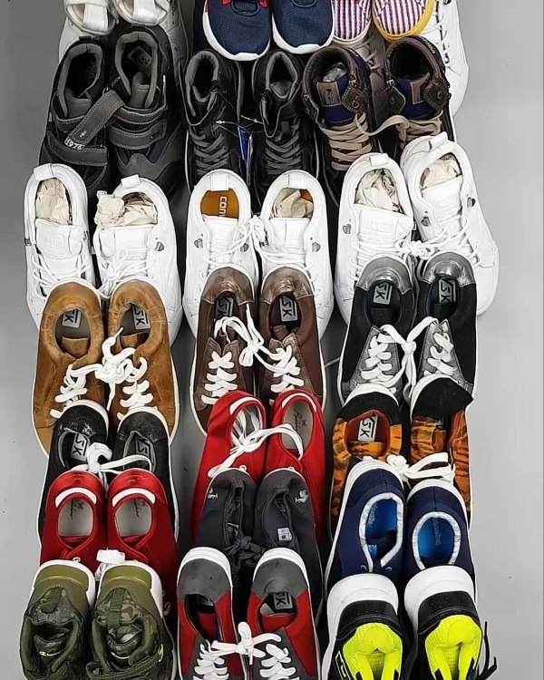 Фотография  219 - Обувь СТОК дети лето#15,4 кг, ЛОТ №6192 оптом в Москве и Московской области