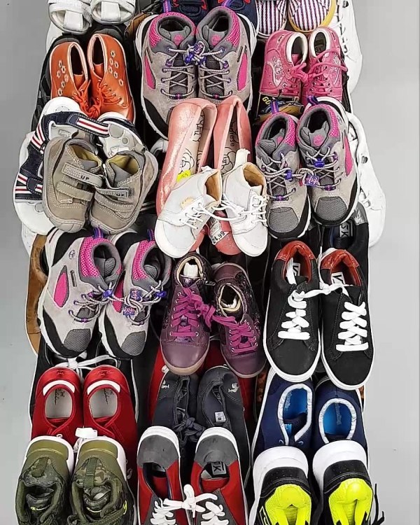 Фотография  516 - Обувь СТОК дети лето#15,4 кг, ЛОТ №6192 оптом в Москве и Московской области