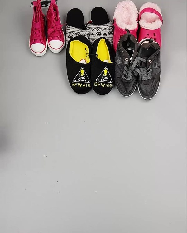 Фотография  915 - Обувь детская СТОК Summer#6,45 кг, ЛОТ №6193 оптом в Москве и Московской области