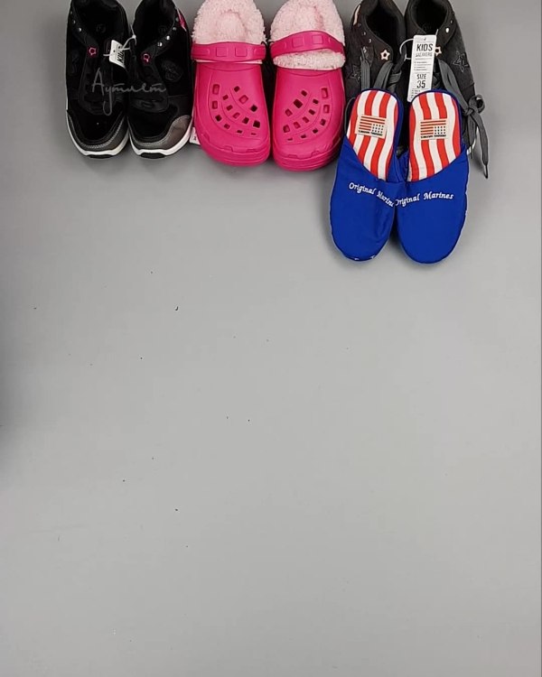 Фотография  772 - Обувь детская СТОК Summer#6,15 кг, ЛОТ №6194 оптом в Москве и Московской области