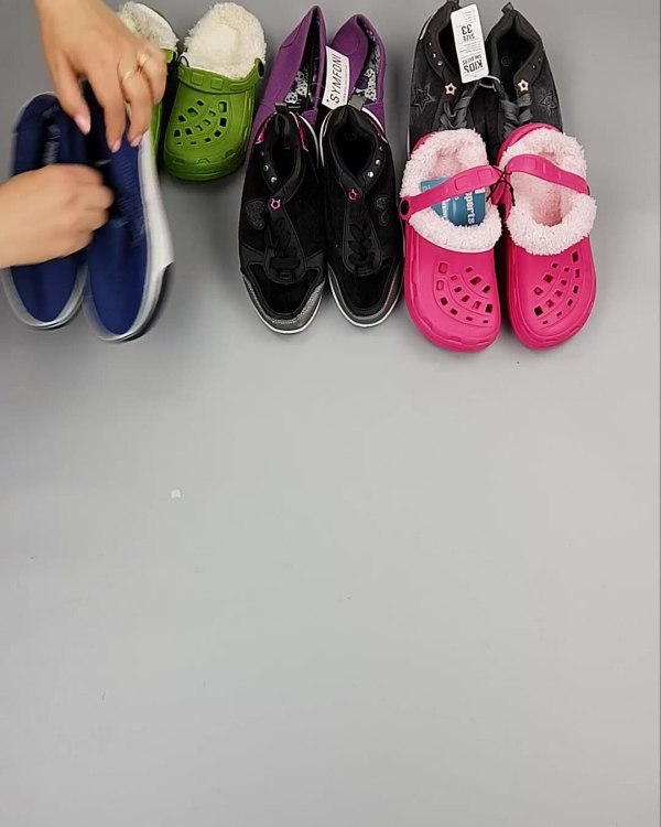 Фотография  624 - Обувь детская СТОК Summer#6,25 кг, ЛОТ №6199 оптом в Москве и Московской области