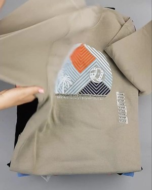 Фотография  418 - Толстовки СТОК CAN#15 кг, ЛОТ №6268 оптом в Москве и Московской области