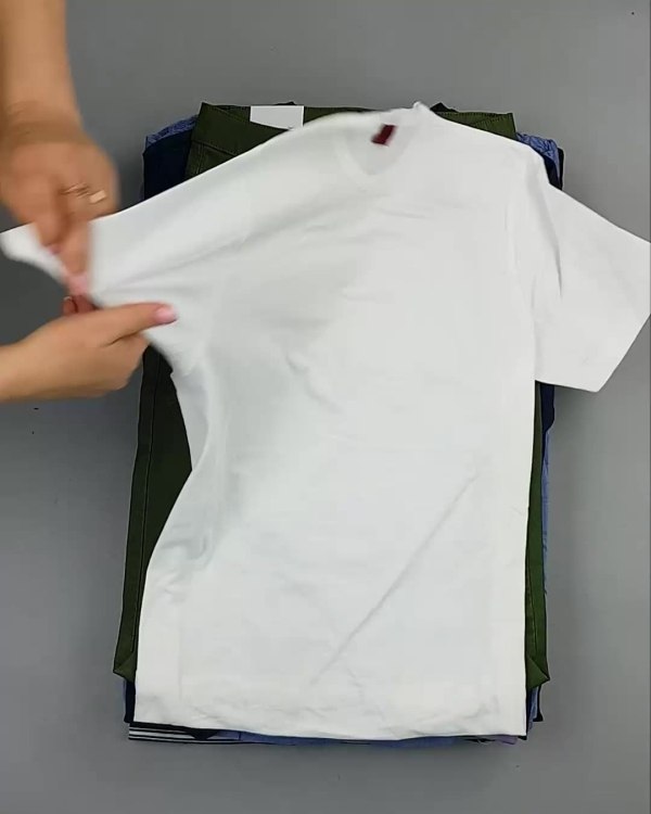 Фотография  237 - BRAND STOCK Summer#20 кг, ЛОТ №6303 оптом в Москве и Московской области