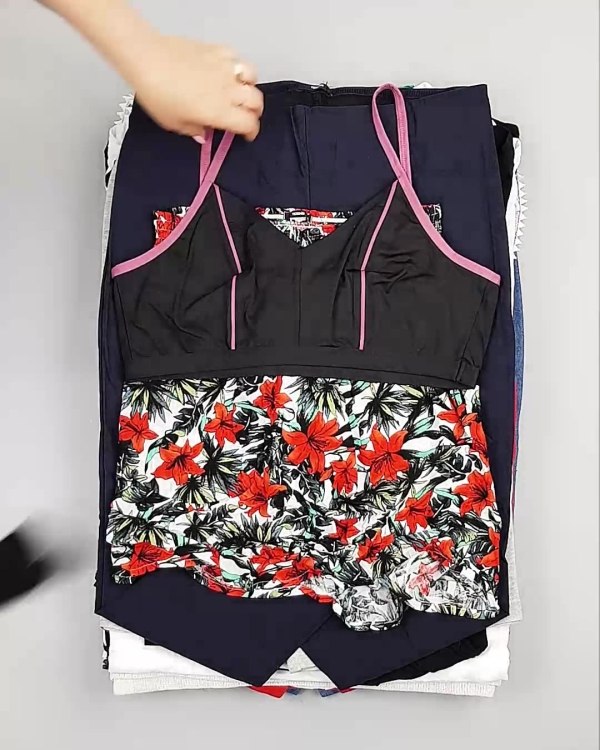 Фотография  328 - CALZEDONIA лето mix#50 шт, ЛОТ №6366 оптом в Москве и Московской области