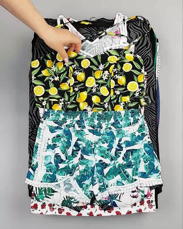 Фотография  828 - CALZEDONIA лето mix#50 шт, ЛОТ №6366 оптом в Москве и Московской области