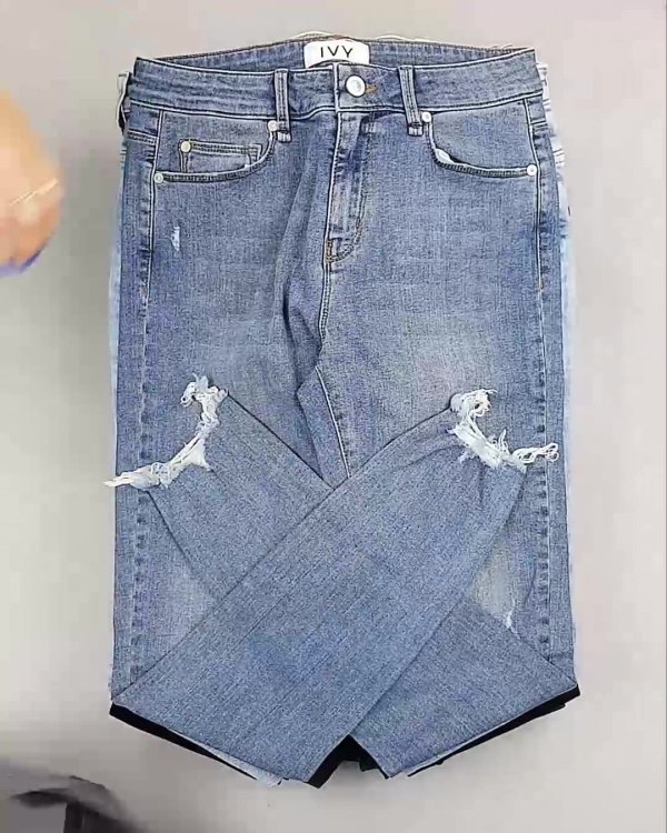 Фотография  365 - Джинсы женские Дания#10 кг, ЛОТ №6764 оптом в Москве и Московской области