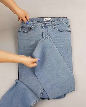 Фотография  786 - Джинсы женские Дания#10 кг, ЛОТ №6765 оптом в Москве и Московской области