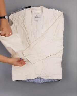 Фотография  830 - Кардиганы СТОК CAN#10 кг, ЛОТ №6888 оптом в Москве и Московской области