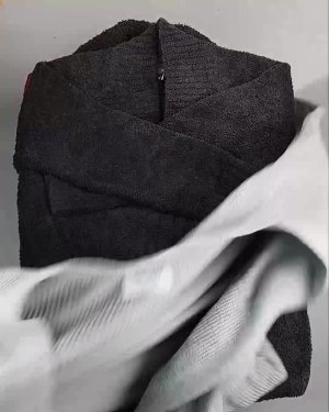 Фотография  585 - Кардиганы СТОК CAN#10 кг, ЛОТ №6888 оптом в Москве и Московской области