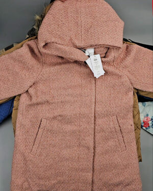 Фотография  414 - Верхняя одежда VILA#10,2 кг, ЛОТ №6826 оптом в Москве и Московской области