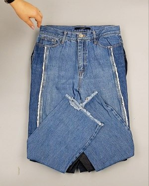 Фотография  517 - Cream Джинсы женские#25 кг оптом в Москве и Московской области