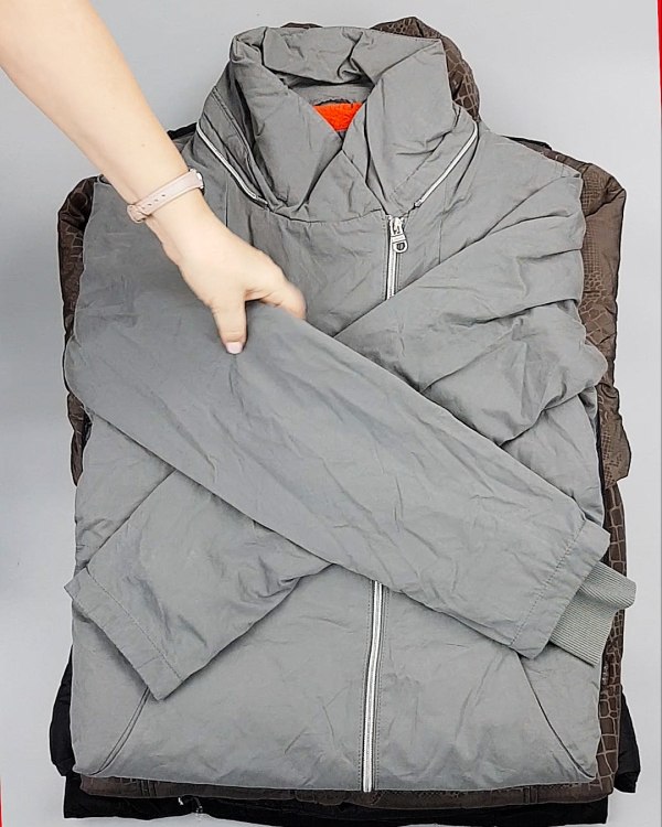 Фотография  577 - Primetta Куртки женские#25 кг оптом в Москве и Московской области