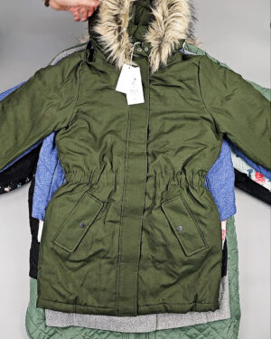 Фотография  138 - Верхняя одежда VILA#10 кг, ЛОТ №6823 оптом в Москве и Московской области