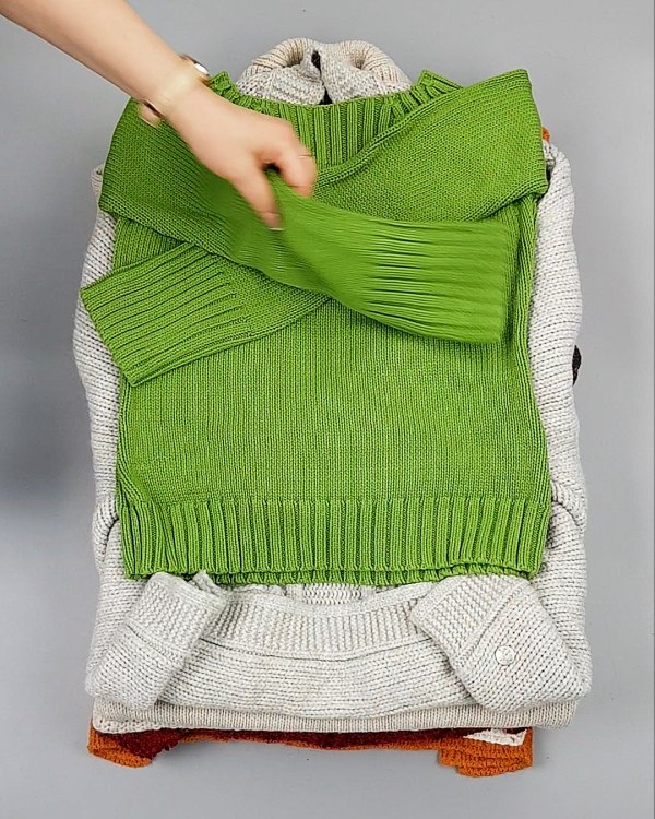 Фотография  447 - Джемпера (PULLOVER I)#20 кг оптом в Москве и Московской области