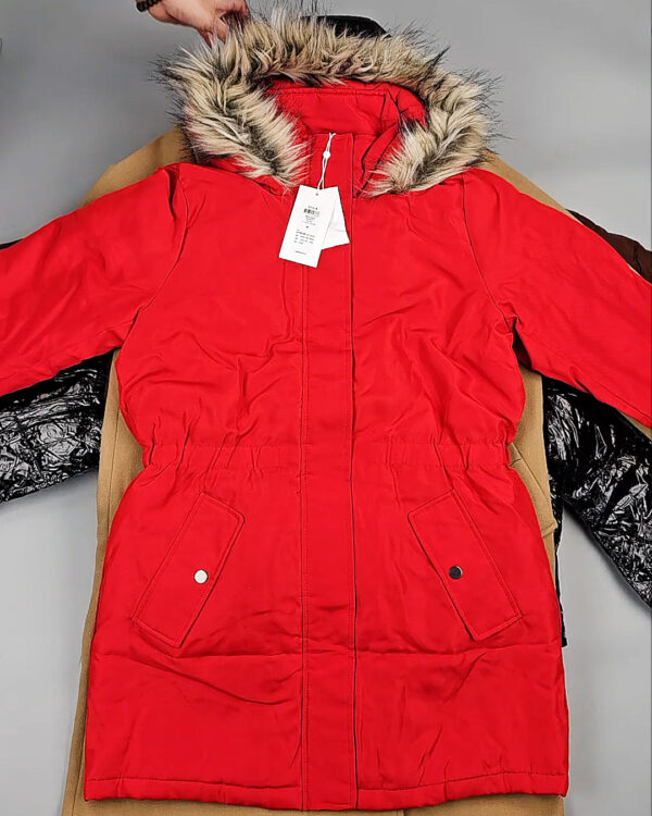 Фотография  493 - Верхняя одежда VILA#10,2 кг, ЛОТ №6825 оптом в Москве и Московской области