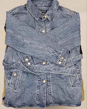 Купить Ветровки CAN 084#10 кг, ЛОТ №6939 оптом в Москве и Московской области